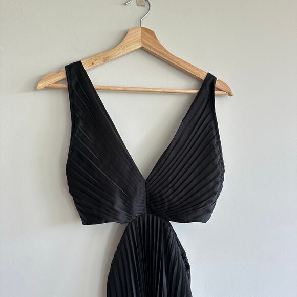 Abercrombie & Fitch Giselle Cutout Pleated Maxi Dress Black S - Picture 4 of 11